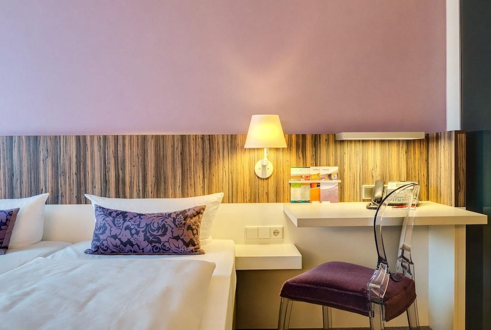 Acomhotel Nuernberg Екстер'єр фото